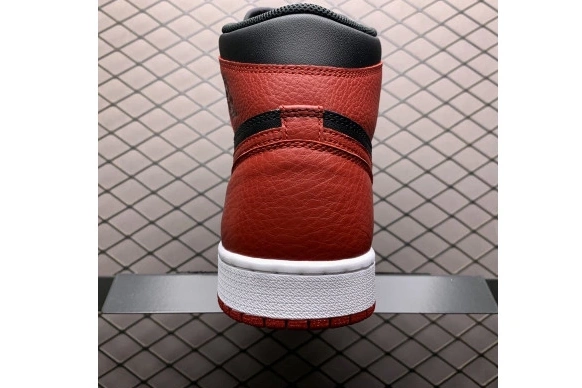 '85 1  HV6674-067  (2025) OG Retro Bred High Jordan HV6674-067 0711